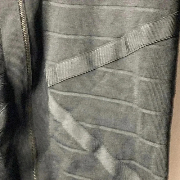 LANE BRYANT WO SIZE 1X BLACK ZIP FRONT SWEATER GOOD CLEAN CONDITION ZIP FRONT - Picture 3 of 10